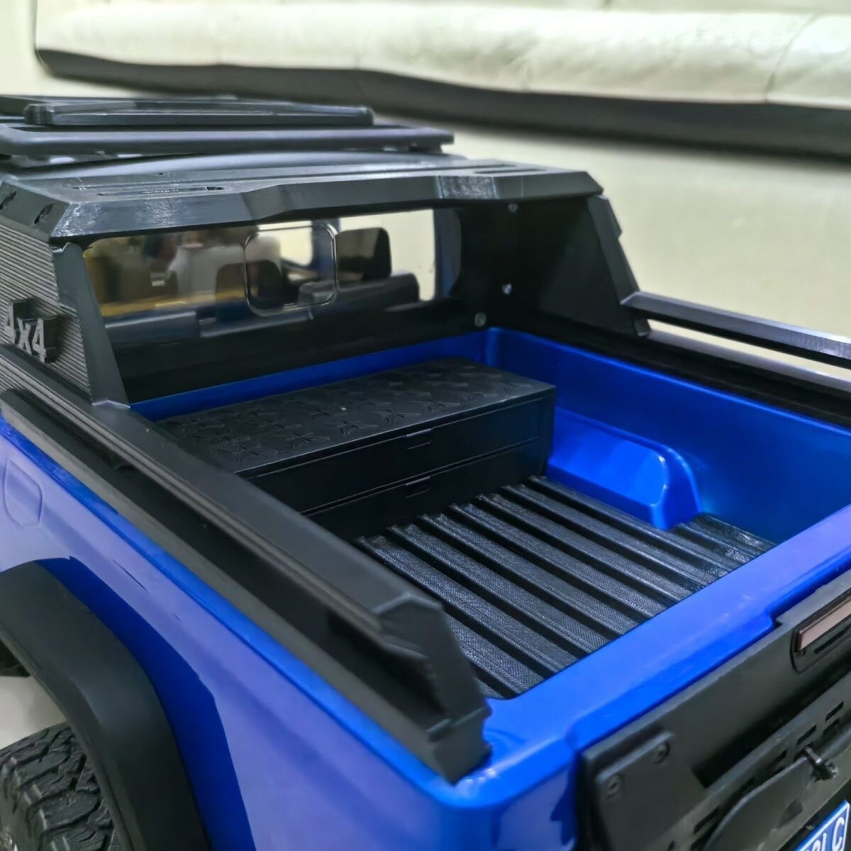 سرير خلفي قابل للسحب من نوع RC - مراجعة Rc Hobby Crawler وسعره